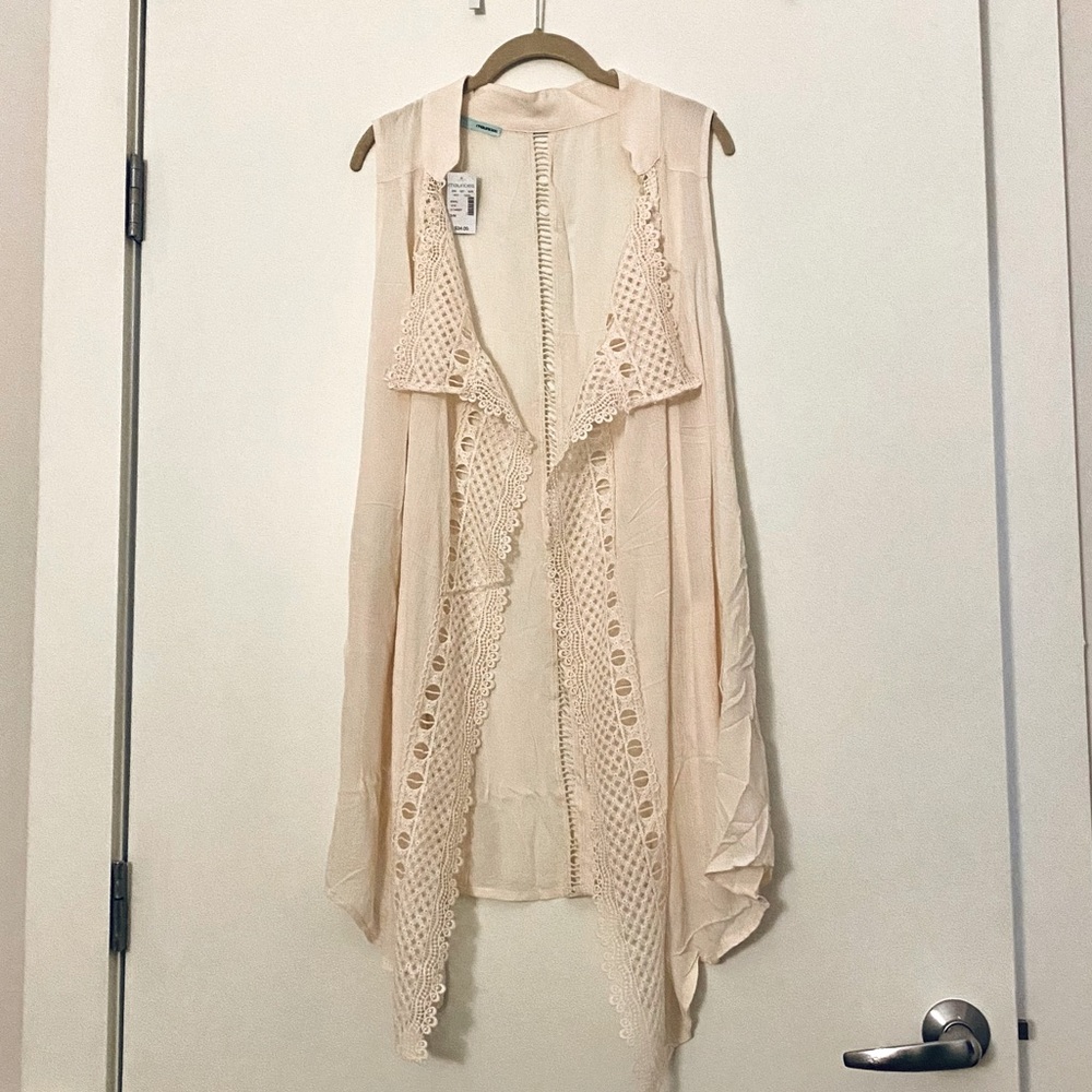 Maurices Lace long Vest, S/M, Cream color